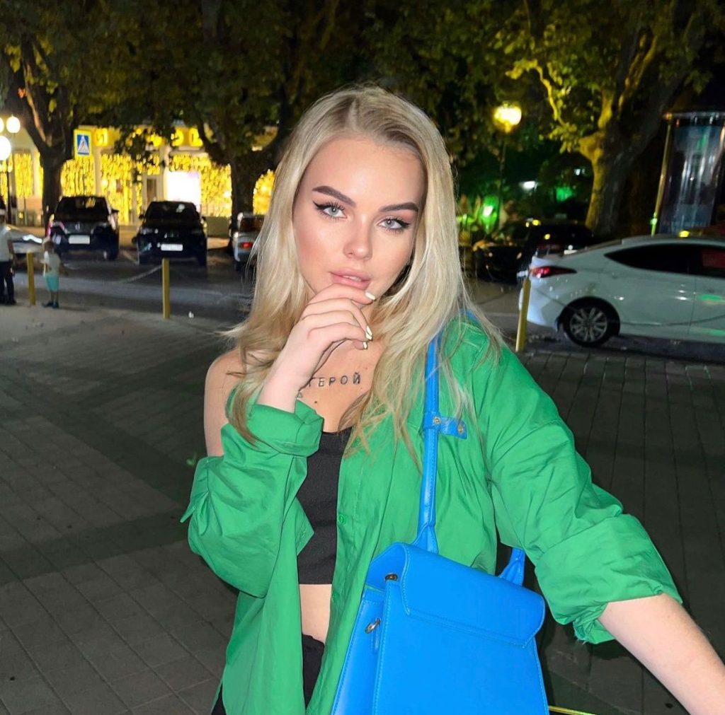 Эскорт-модель Снежана