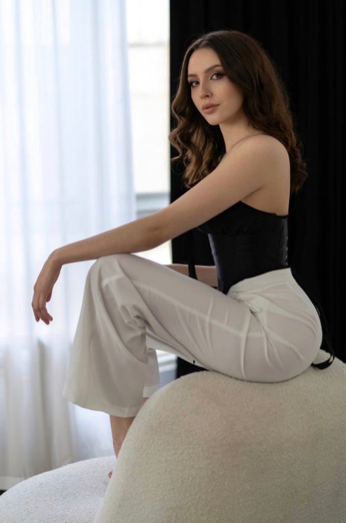 Лучшие эскорт услуги от Светлана в Питере