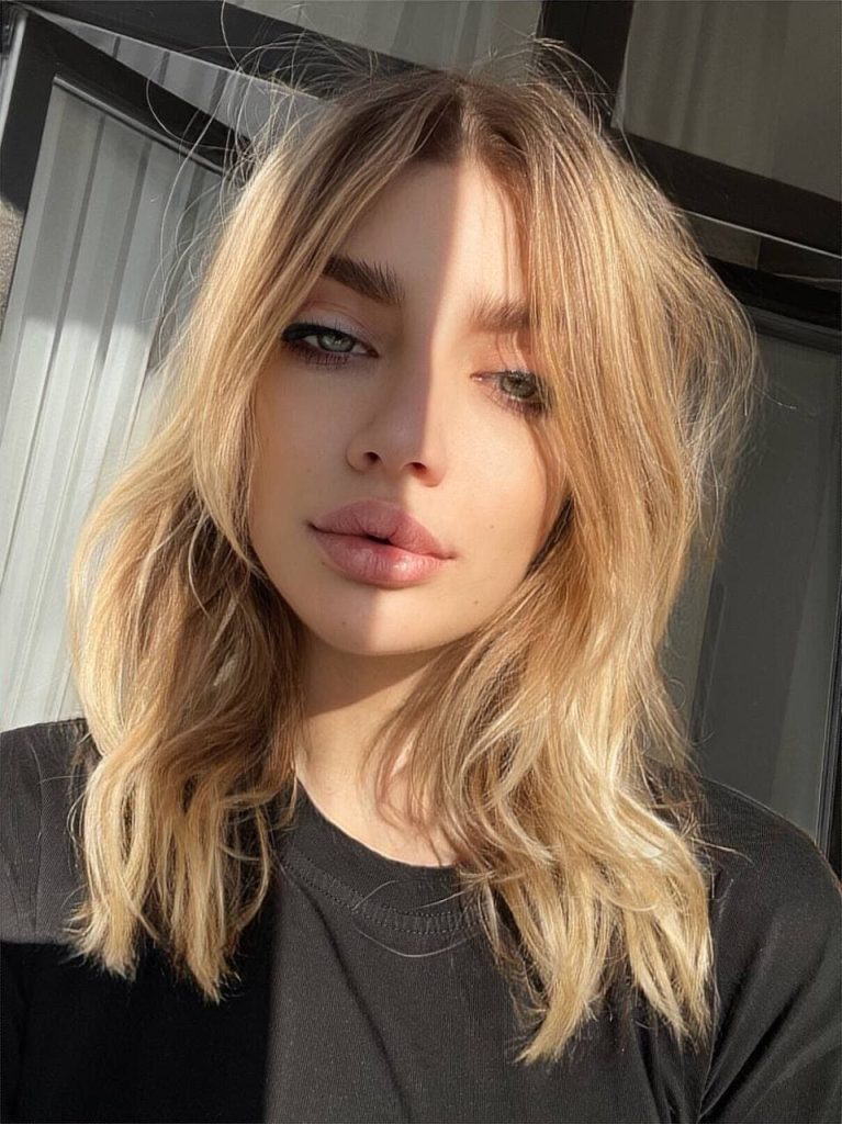 Лучшие эскорт услуги от Лера в Питере