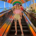 Лучшие эскорт услуги от Лера работает в Питере