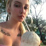 Лучшие эскорт услуги от Лера работает в Питере