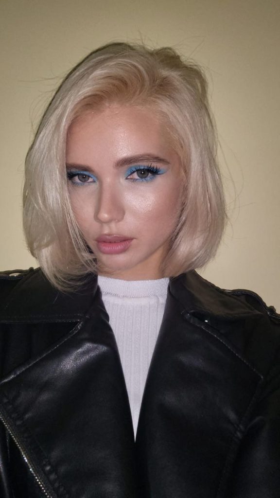 VIP эскорт от Эвика работает в Питере