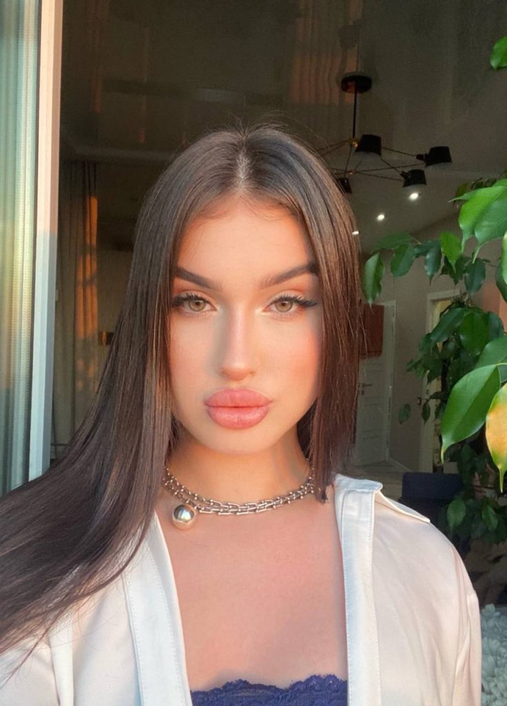 вип эскорт от  Карина в Питере