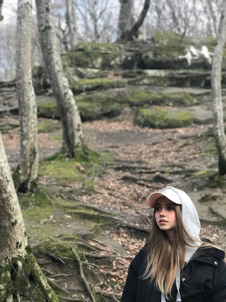 VIP эскорт от Софья работает в Питере