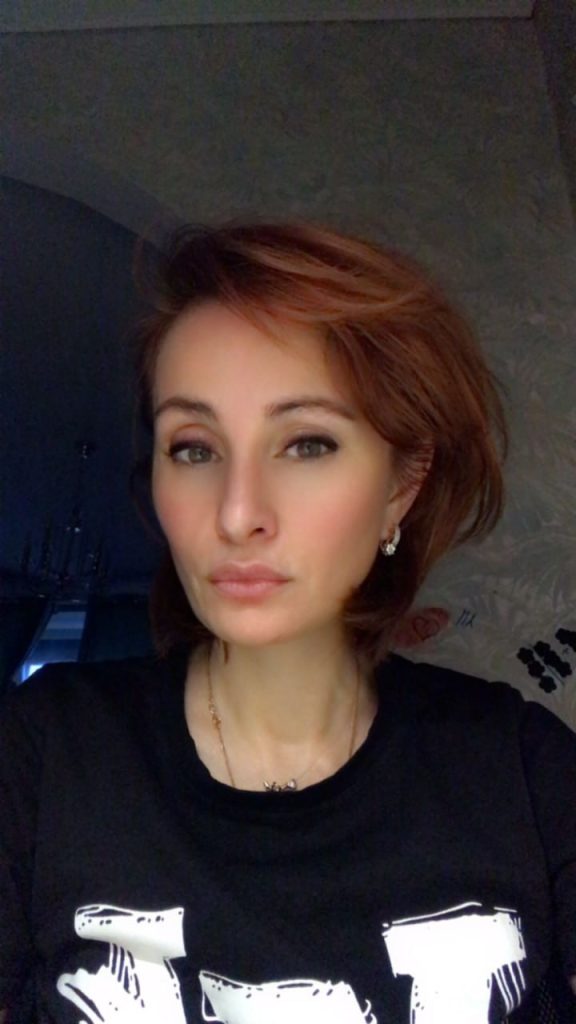 VIP эскорт от Рина работает в Питере