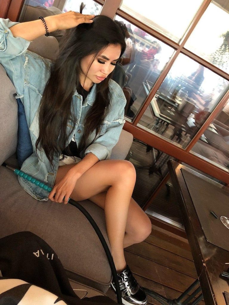 Лучшие эскорт услуги от Анна в Питере