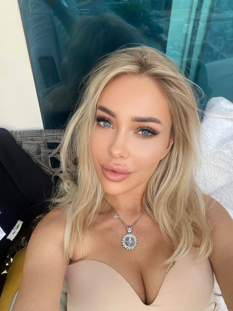 Ночной эскорт от Лия работает в Питере